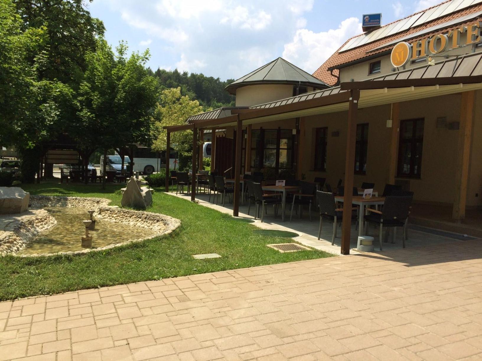 Hotel Marinsek Naklo Zewnętrze zdjęcie